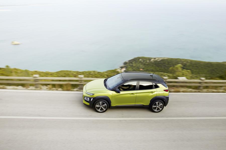  Hyundai Kona AWD 2017 года  (WW) (фото 9 из 56)